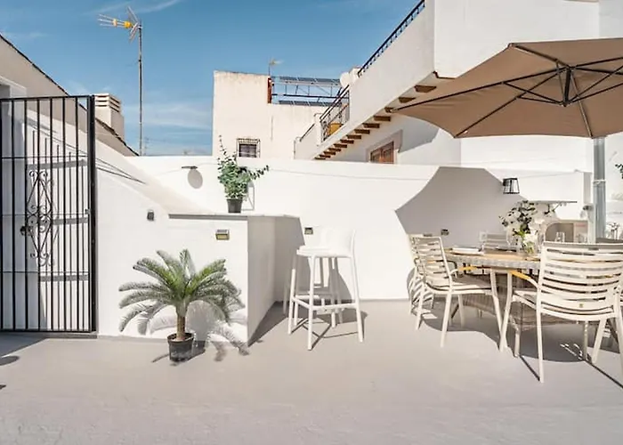 Paradiset بيت للعطل